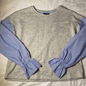 Grey sweater/sweatshirt